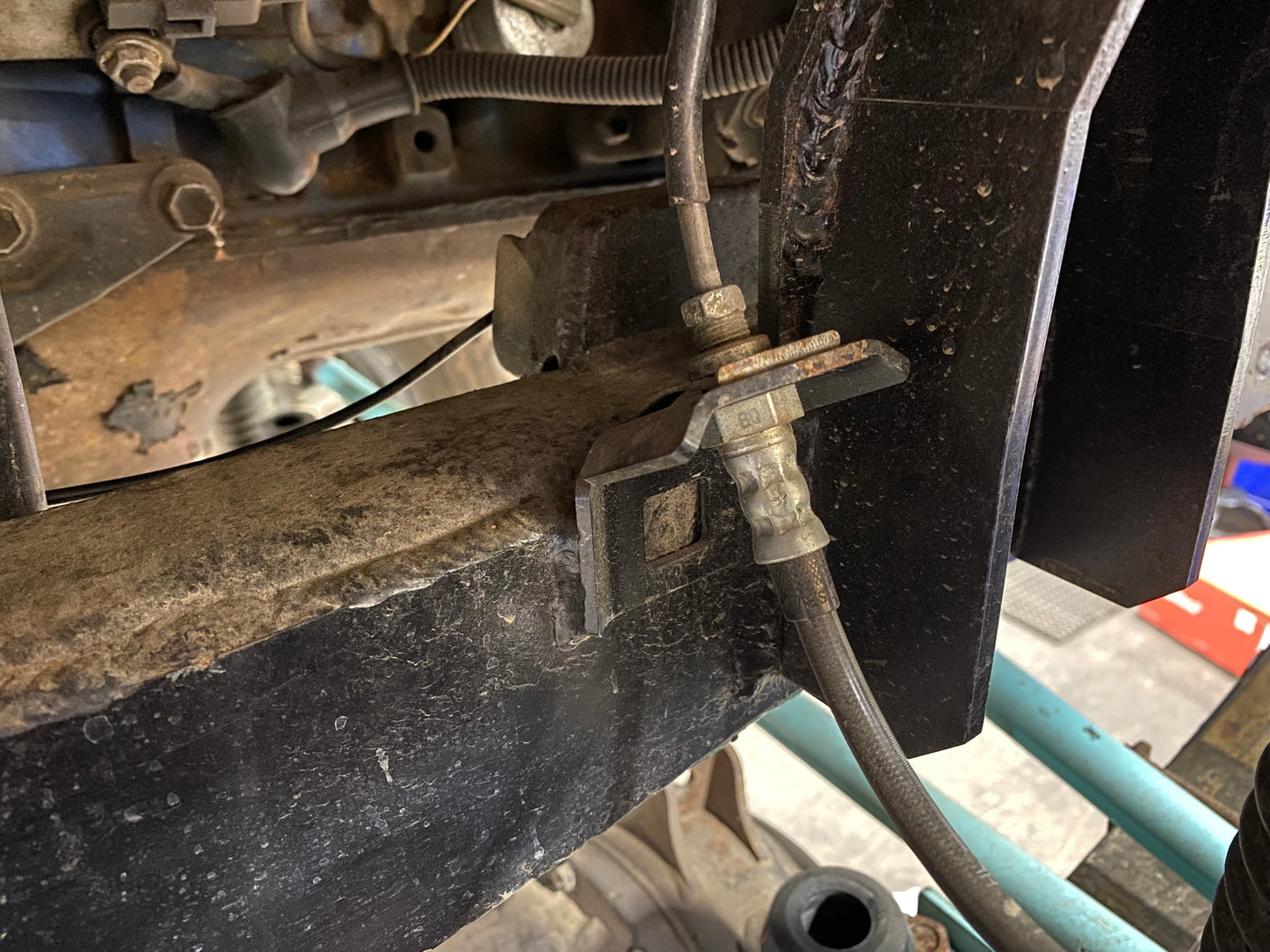 Toyota Front Brake Line Brackets