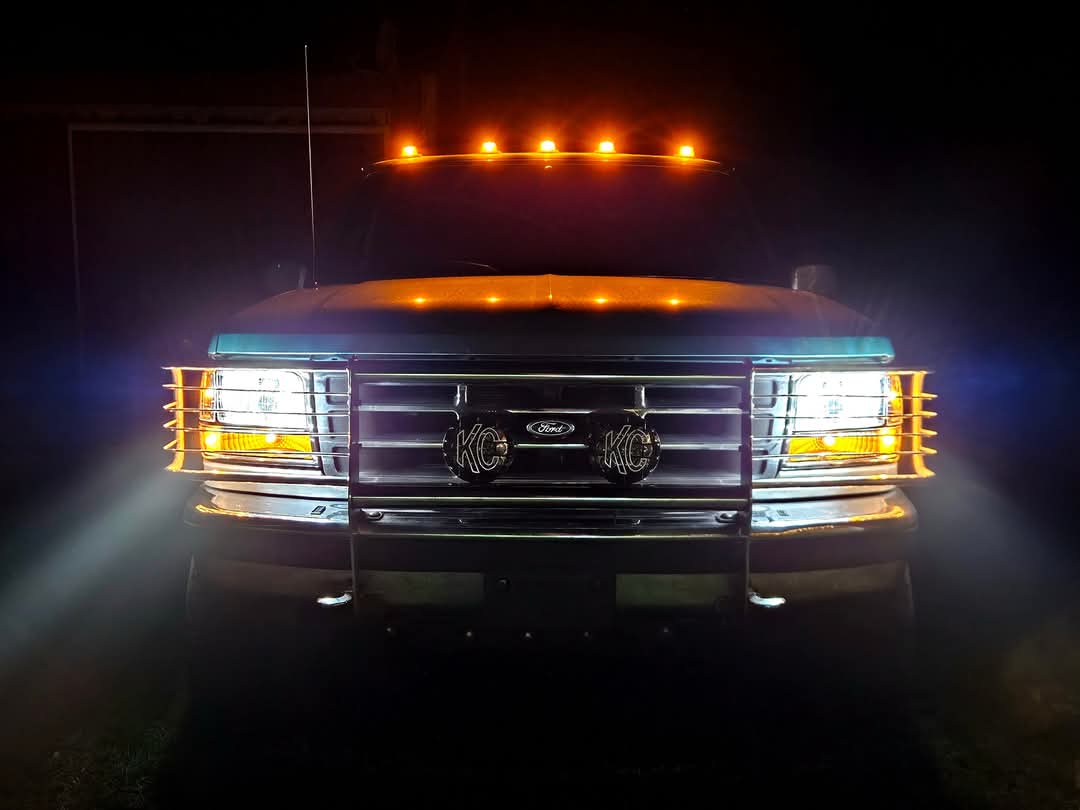 Complete Performance Six Piece Clear Black Headlight Kit - 1992-1997 Ford F-Series & Bronco