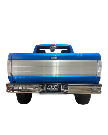 Tailgate Panel with Two Lines