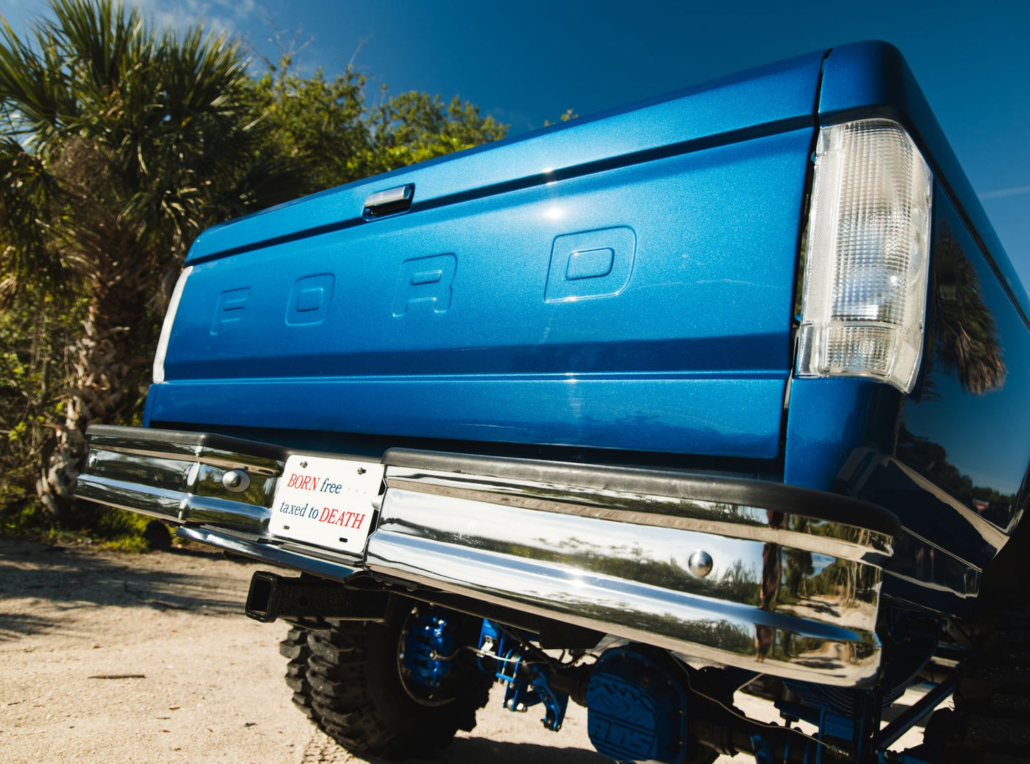 Complete Performance Clear Tail Lights - 1980-1997 Ford F-Series & Bronco