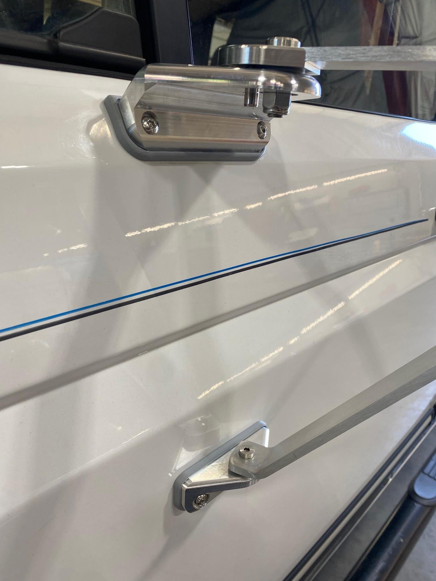 Standard Swing Lock Mirror Bracket