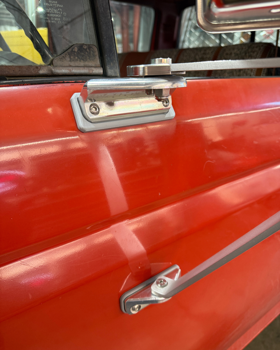 Standard Swing Lock Mirror Bracket