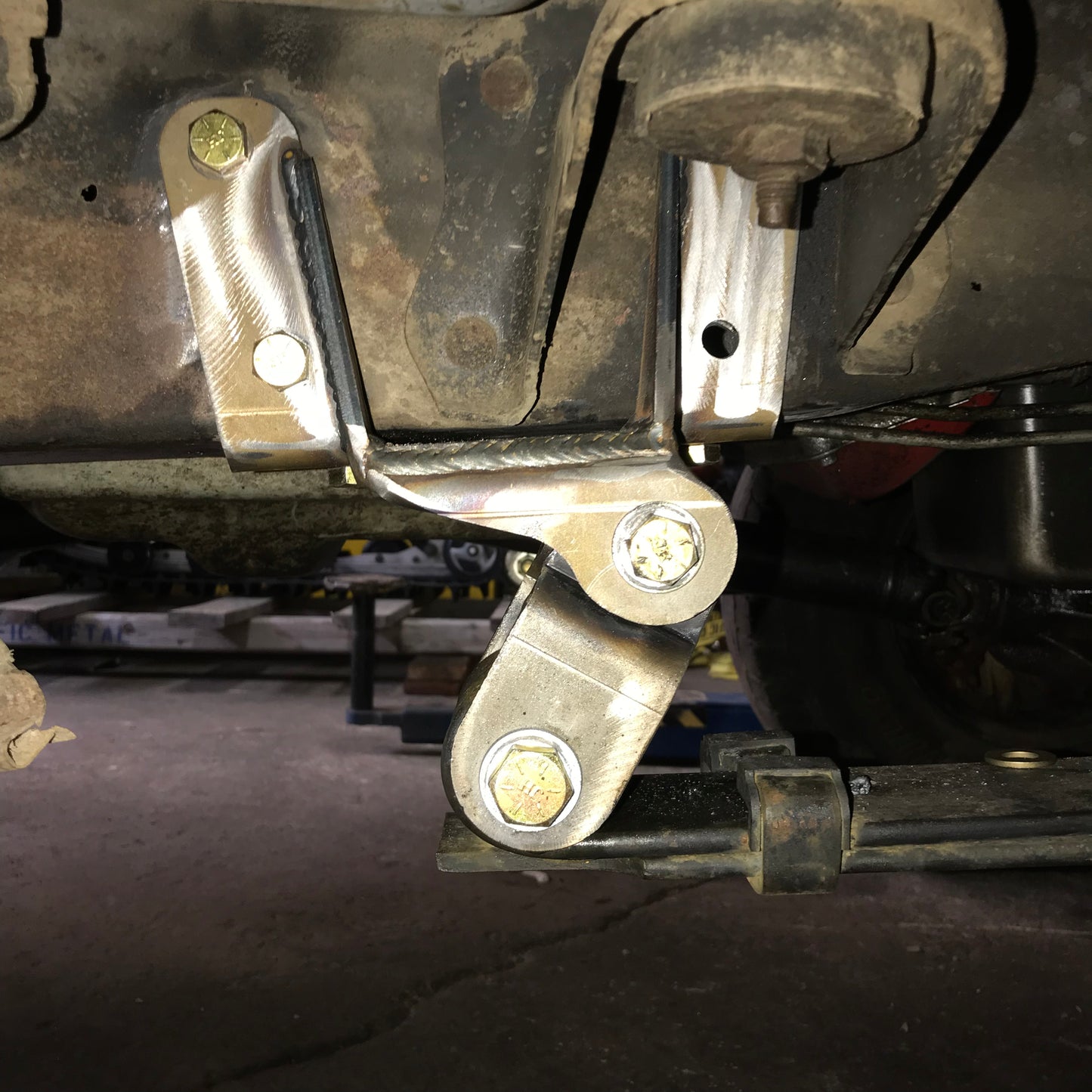 92-97 F-250/350 Shackle Reversal Kits (Super Duty spring)